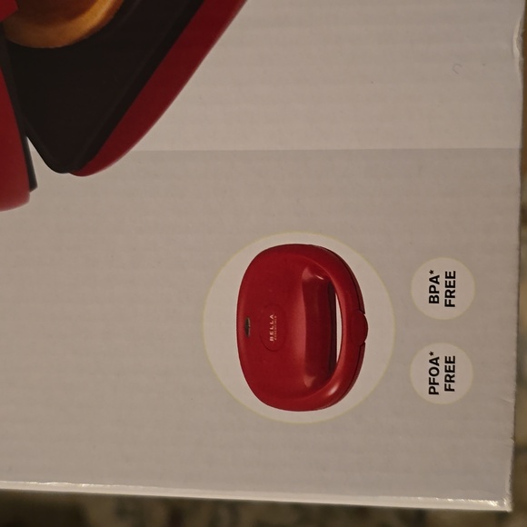 BELLA ESSENTIALS BRAND DOUBLE WAFFLE BOWL MAKER - Picture 4 of 7
